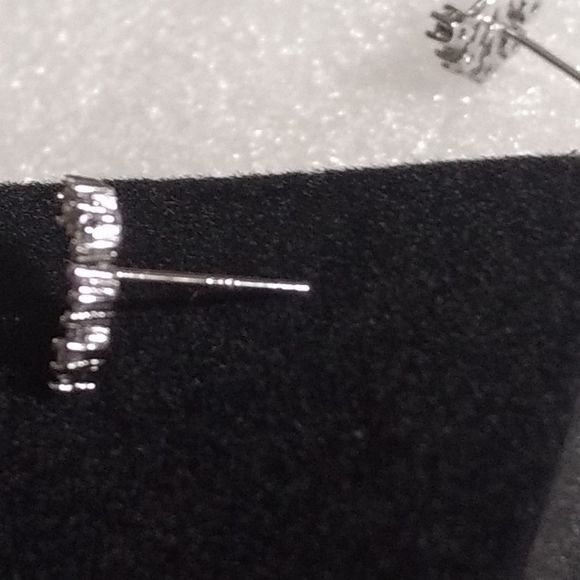 Rhodium Silver Tree Of Life Encrusted Rhinestones - Picture 5 of 8